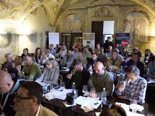 novost dominacija Čeha i veliki uspeh srbije na grow du monde vinski magazin vino fino